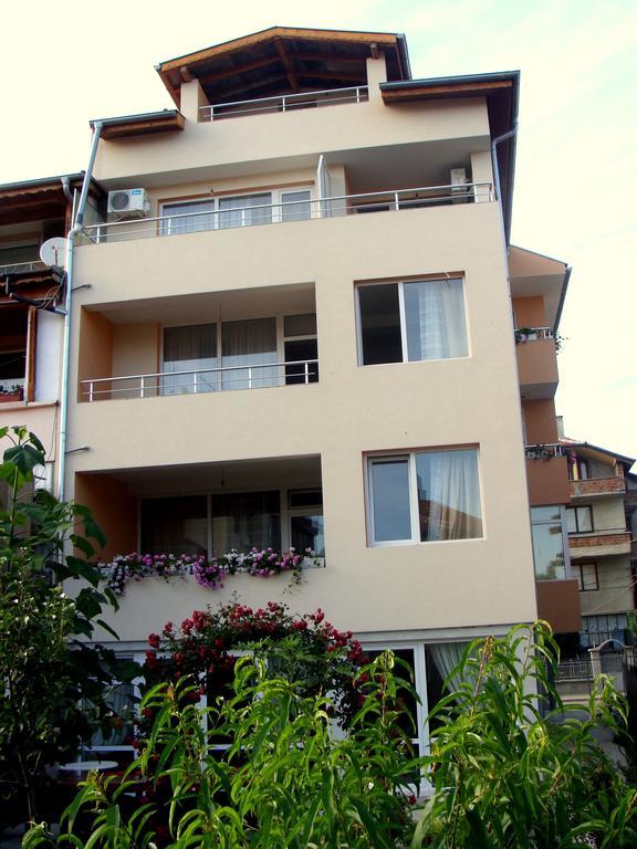 Veda Guest House Pomorie Kültér fotó