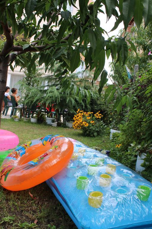 Veda Guest House Pomorie Kültér fotó