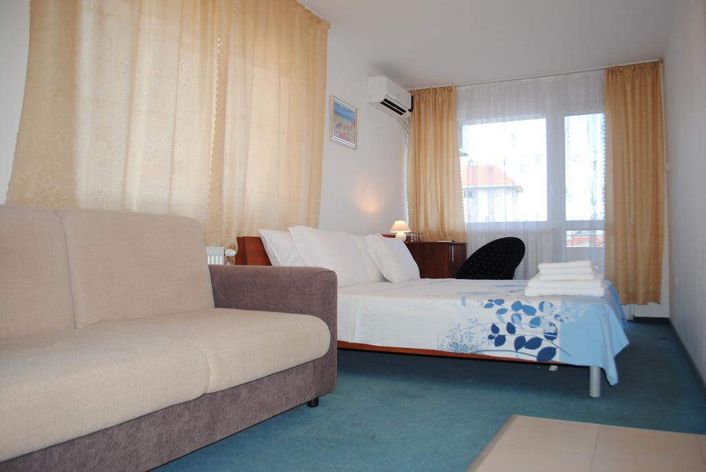 Veda Guest House Pomorie Kültér fotó