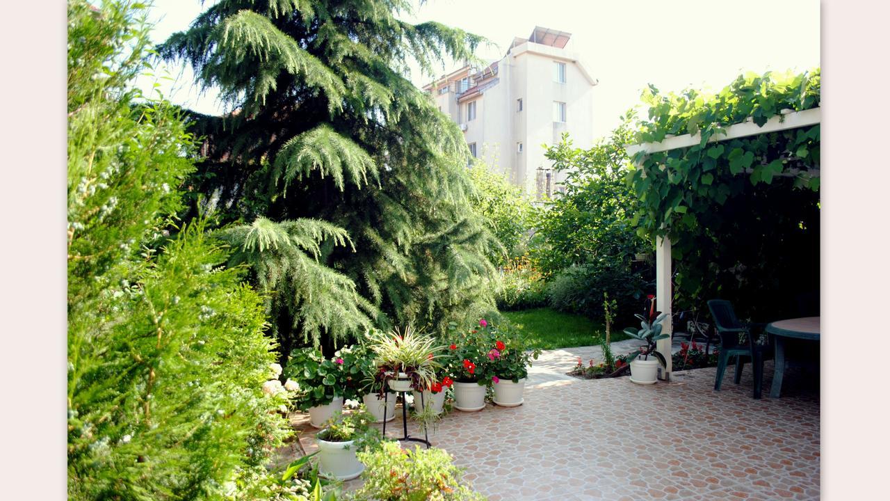 Veda Guest House Pomorie Kültér fotó