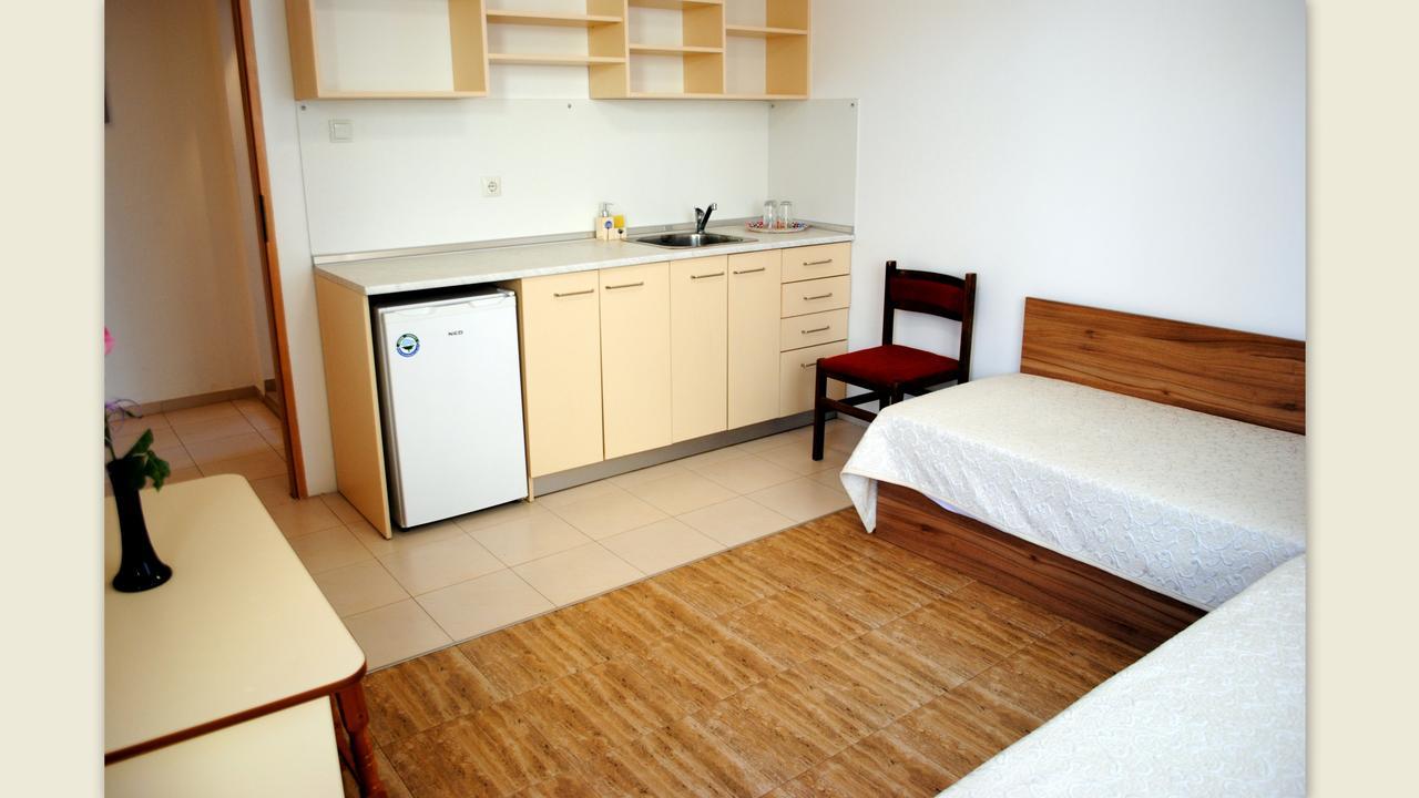 Veda Guest House Pomorie Kültér fotó