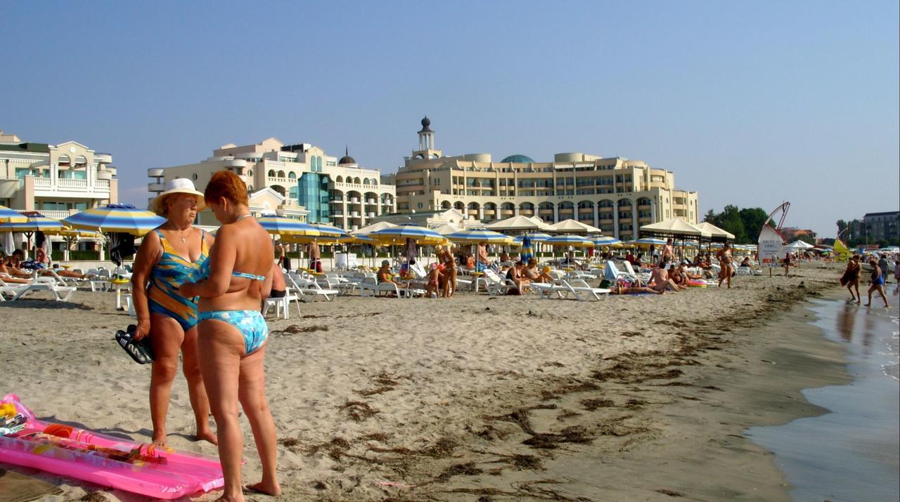 Veda Guest House Pomorie Kültér fotó