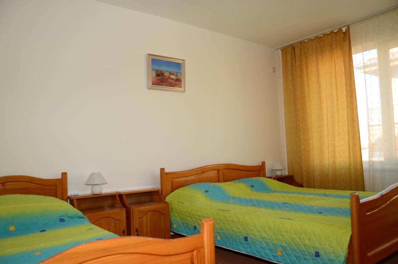 Veda Guest House Pomorie Szoba fotó