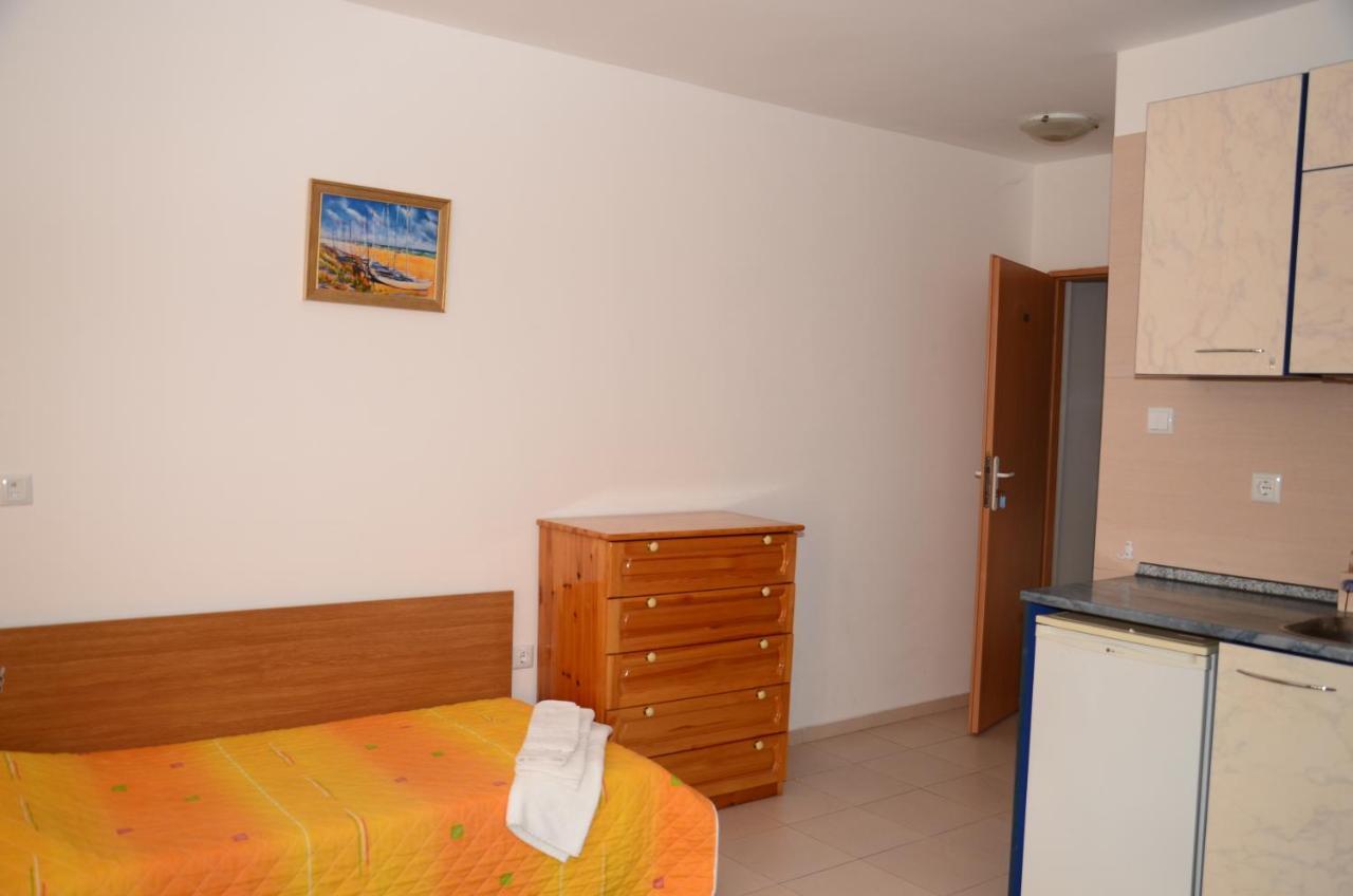 Veda Guest House Pomorie Szoba fotó