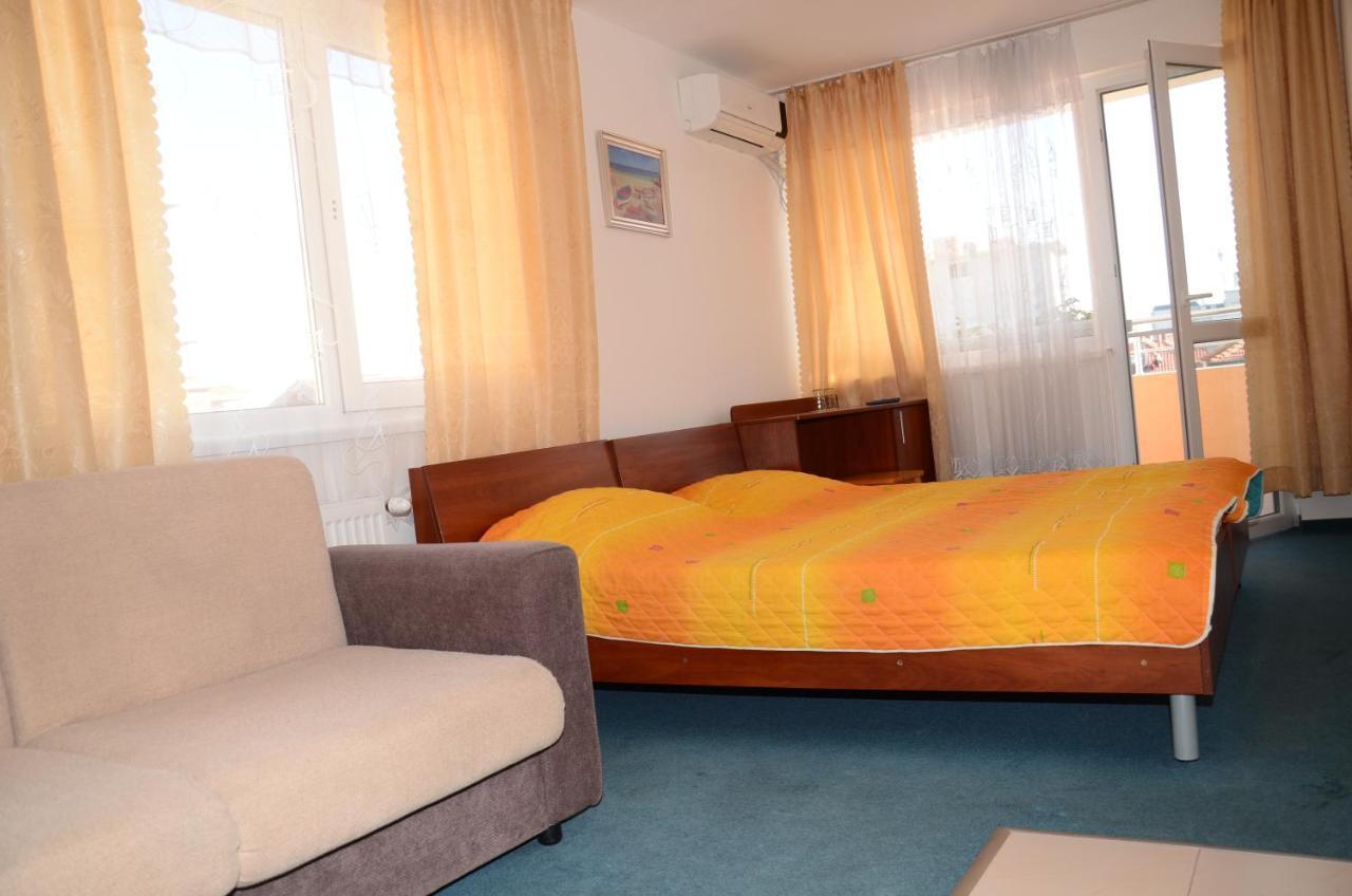 Veda Guest House Pomorie Kültér fotó