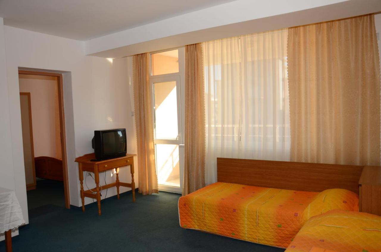 Veda Guest House Pomorie Kültér fotó